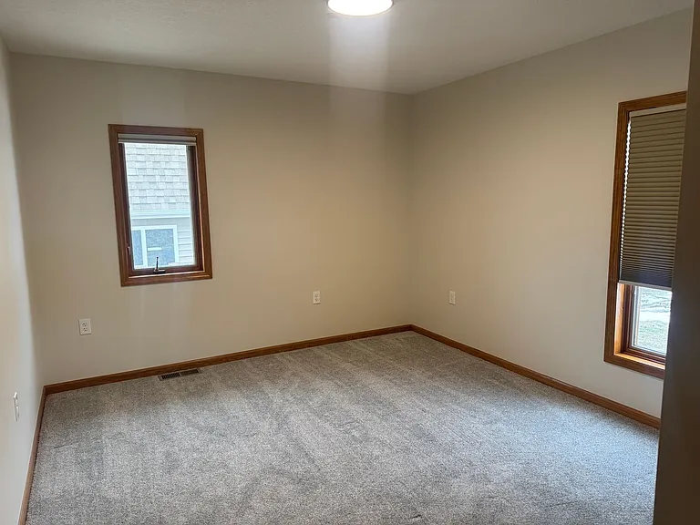 15805 US Highway 71 — Photo 15
