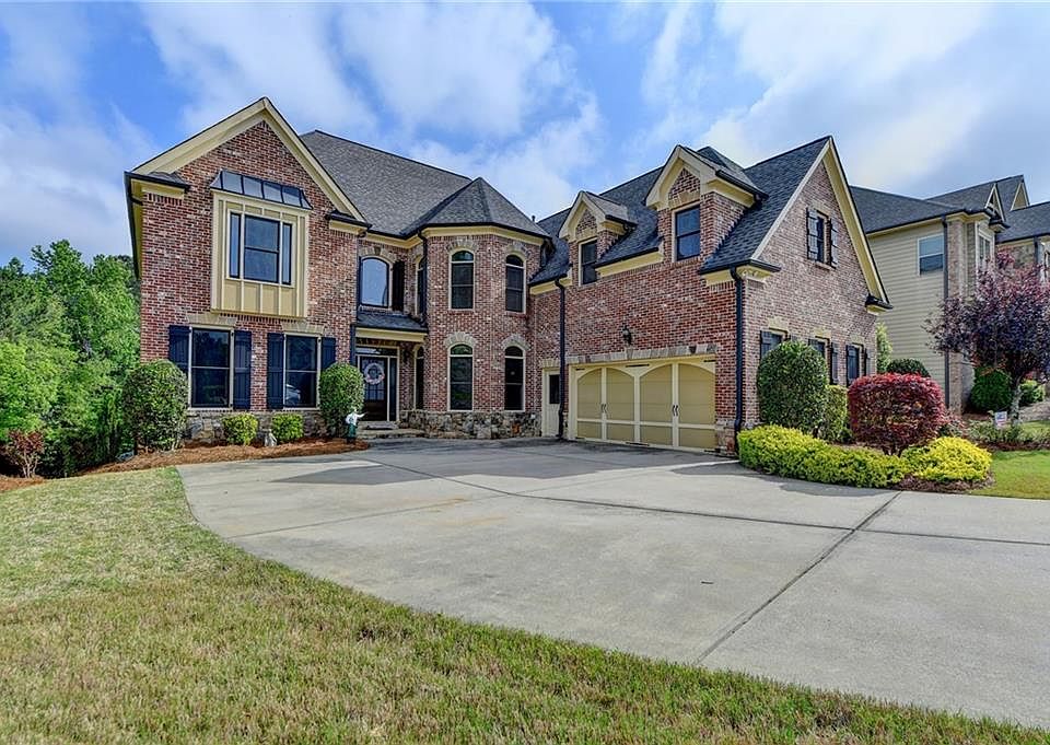 1st image of 2681 Moon Chase Ln