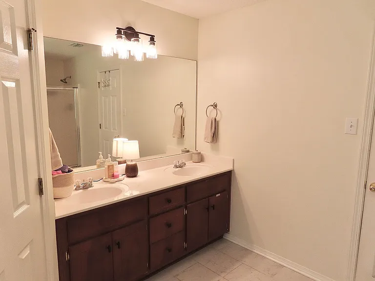 9471 Homestead Dr S — Photo 18