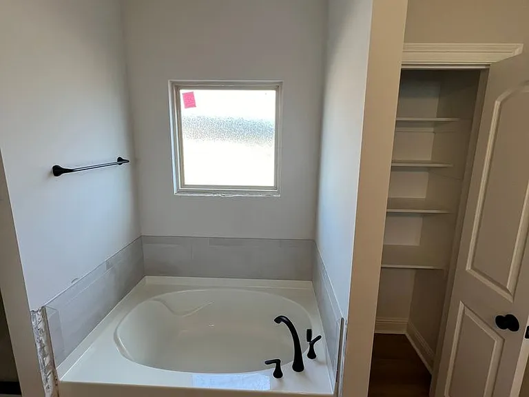 17 Venecia Ct — Photo 7