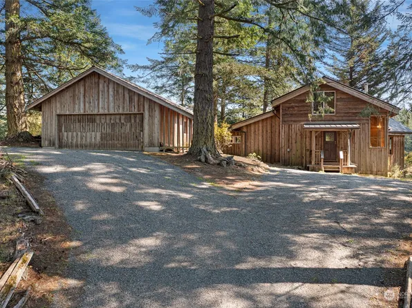 332 Middle Fork Road, San Juan Island, WA 98250