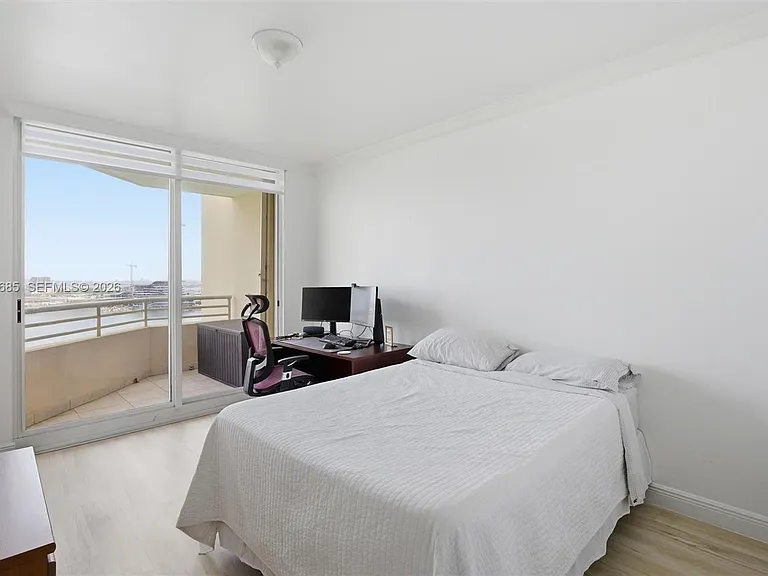 888 Brickell Key Dr #2010 — Photo 17