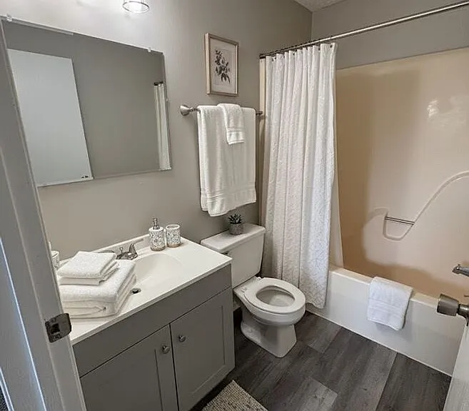 196 Georgetown Dr #16 — Photo 21