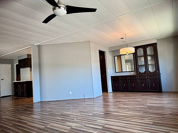 2nd image of 43 Crown Point Dr