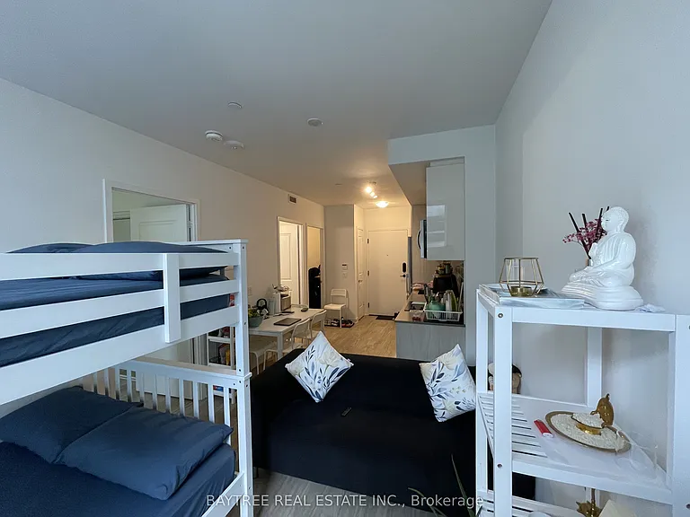 100 Dalhousie St #403 — Photo 11