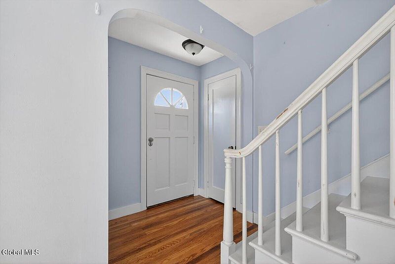 3rd image of 20 Washington Avenue