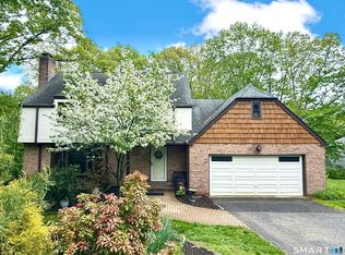 24 Centerview Drive, Shelton, CT 06484