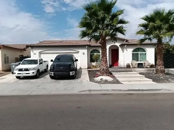 1208 Monterey St, Madera, CA 93637