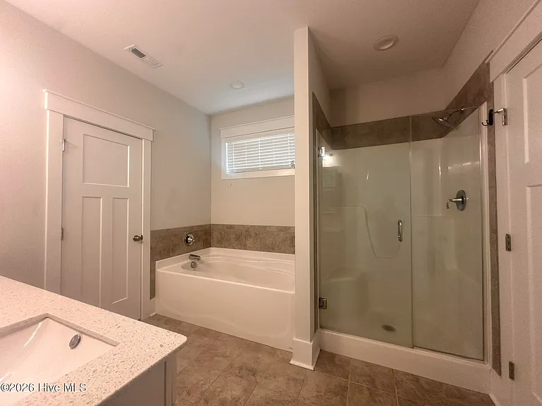 201 Thistleberry Dr — Photo 29