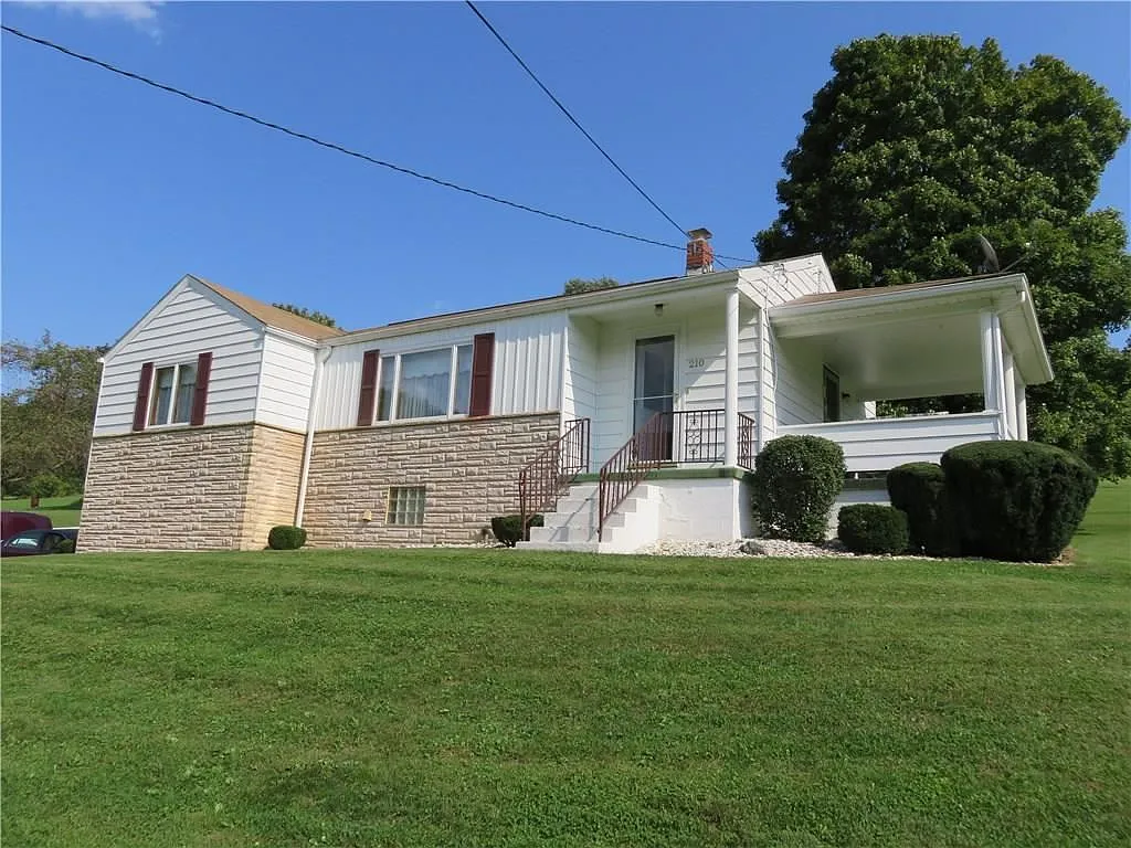 210 Possum Hollow Rd photo 1