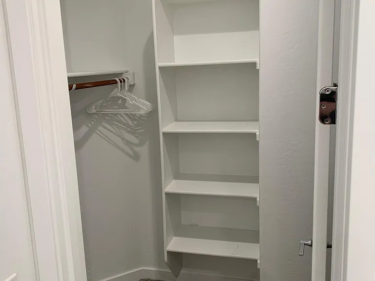 primary suite closet