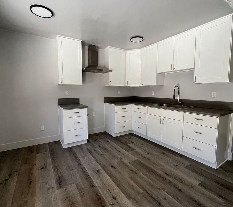 1st image of 1443 W 105th St #2