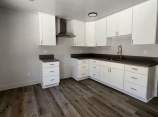 1443 W 105th St #2, Los Angeles, CA 90047