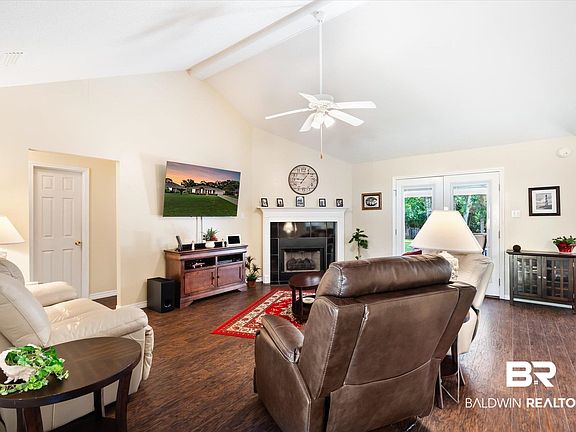 3rd image of 5371 Southern Oaks Trl