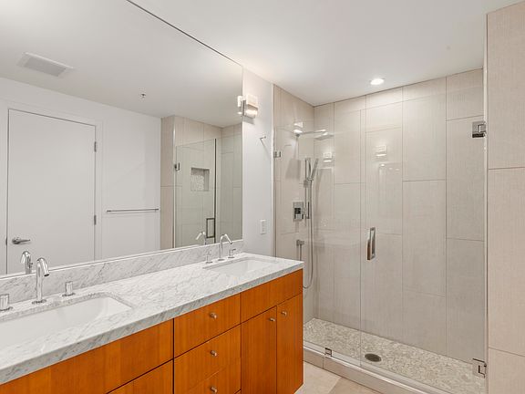 5th image of 993 Tennessee St Unit 1