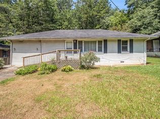 1703 Derrill Dr, Decatur, GA 30032