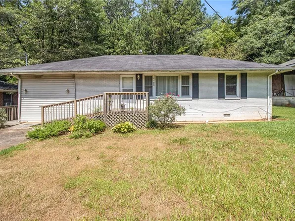 1703 Derrill Dr, Decatur, GA 30032