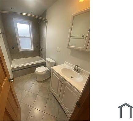 3rd image of 9204 S Saginaw Ave #2