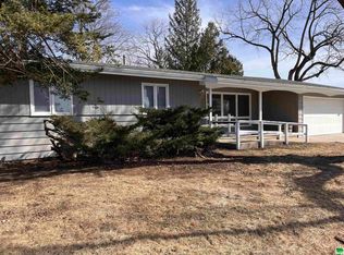 3144 S Lakeport St, Sioux City, IA 51106