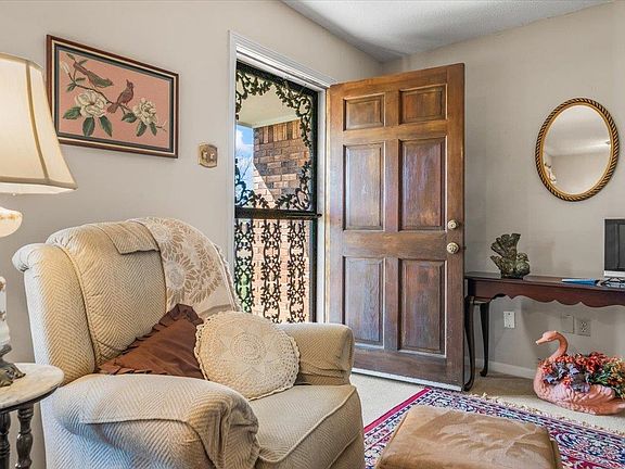 5th image of 6824 Dawnhill Rd