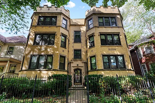 6726 N Bosworth Ave #2S Photo 1
