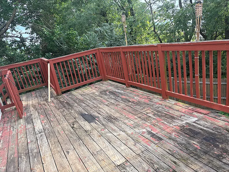 384 Logan Dr — Photo 10