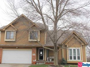 15133 Willow Creek Dr, Omaha, NE 68138