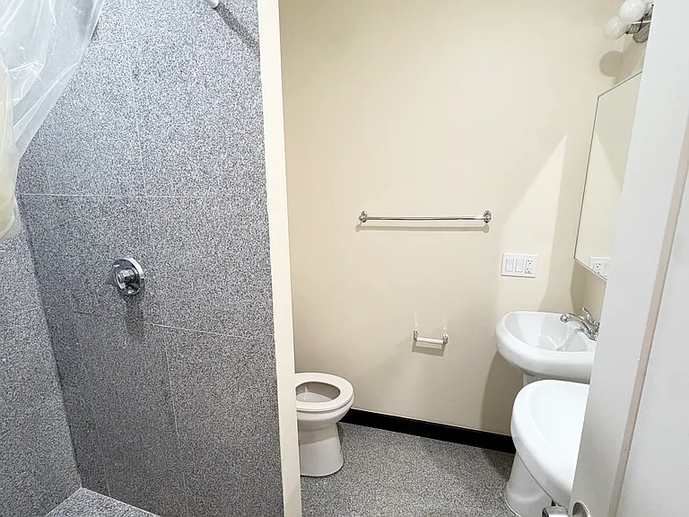 13 Haviland St #1E — Photo 7