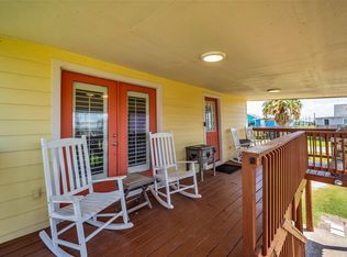 411 Olive St, Surfside Beach, TX 77541