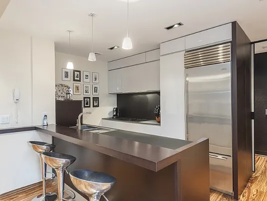 Sold by Sotheby's International Realty | media 2