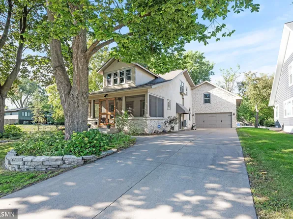 2279 8th St, White Bear Lake, MN 55110
