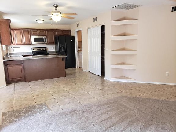 3rd image of 14662 N Kings Way