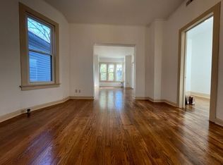 1644 N Mozart St #2F, Chicago, IL 60647