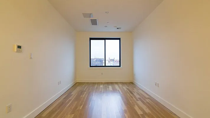 Rented by Nooklyn NYC LLC | media 44
