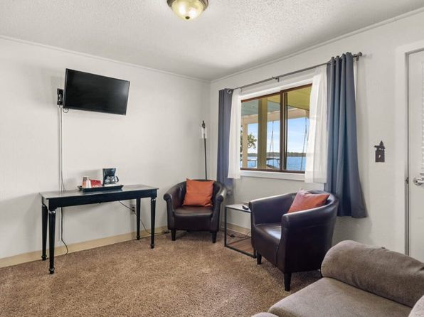 228 E State St #Id1539848p