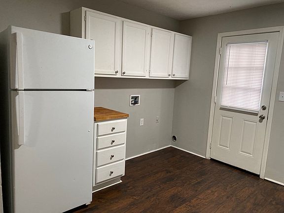 3rd image of 25 Brianfield Dr Unit A