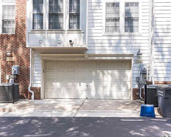 908 W Glebe Rd — Photo 30