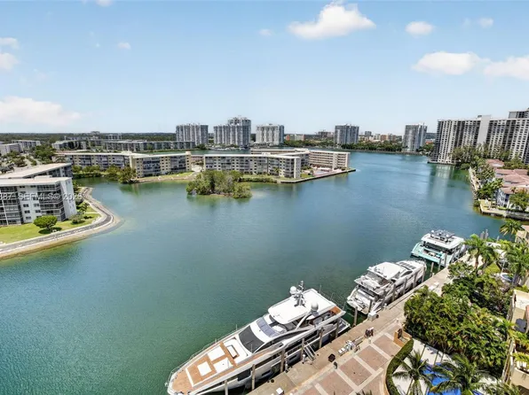 1000 Island Blvd, Aventura, FL