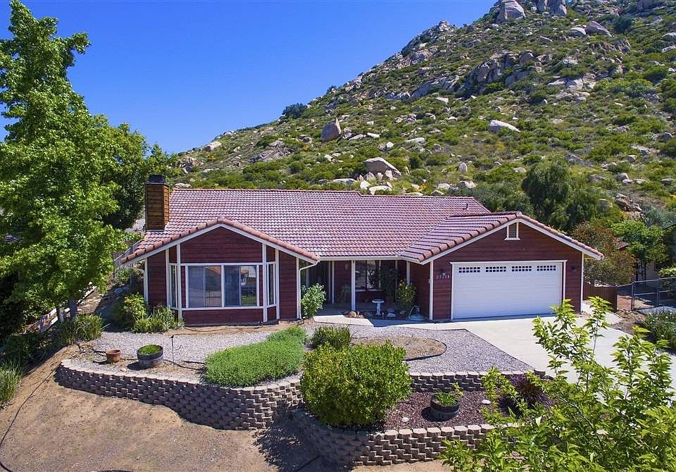 1st image of 25118 Kerri Ln