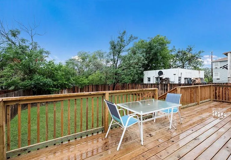 1823 N Olive St #A — Photo 16