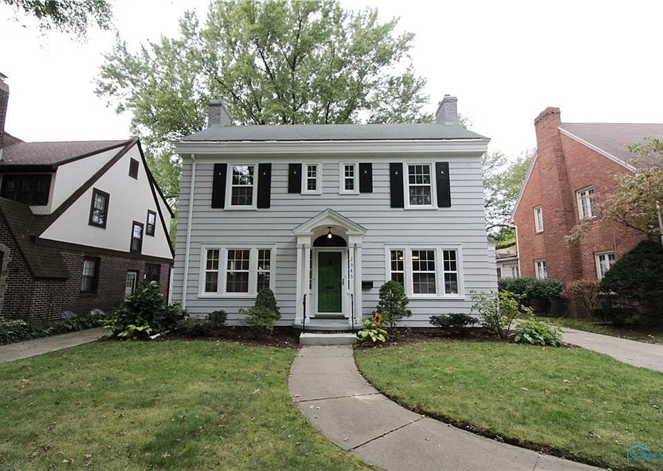 1st image of 2345 Barrington Dr
