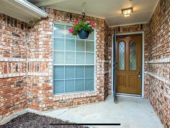 2nd image of 2122 Preakness Ct