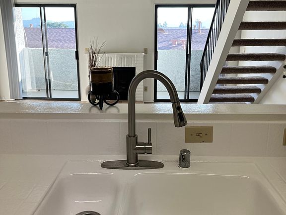 5th image of 5124 Coldwater Canyon Ave #107