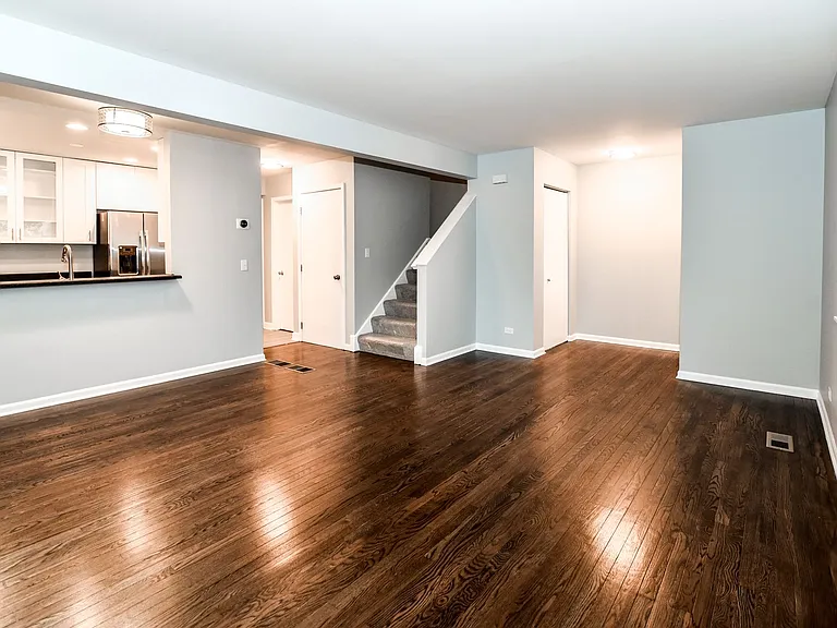 804 E Hillside Ave — Photo 2
