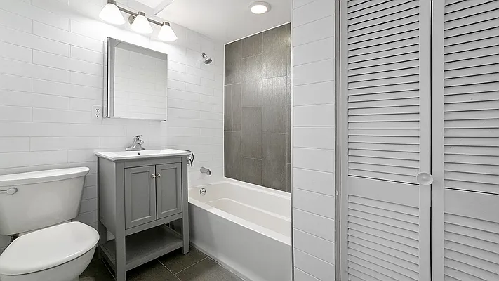 Rented by Vertical Real Estate LLC | media 10