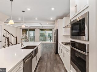 12910 Sunrise Ridge Aly Unit 60, Herndon, VA 20171