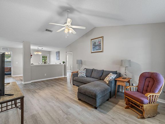 4th image of 8928 Gristmill Way