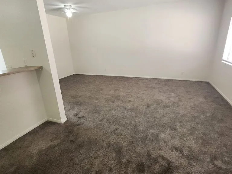 200 S 13th St #302 — Photo 6