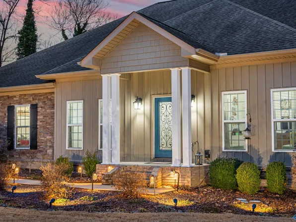 1007 Kennedy Cir, Scottsboro, AL 35768