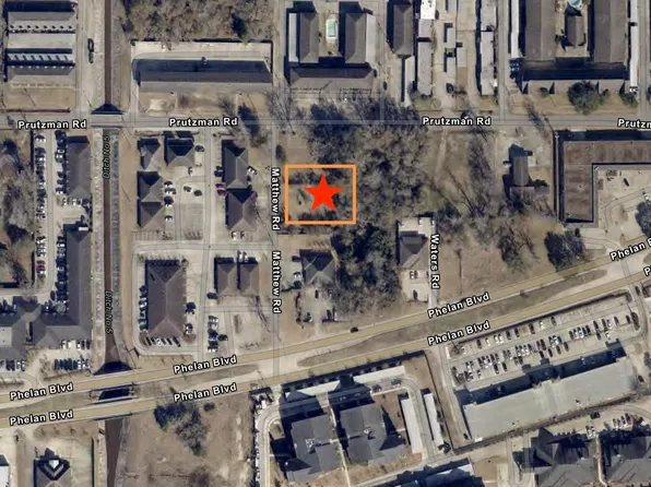 100 Matthew Rd, Beaumont, TX 77706